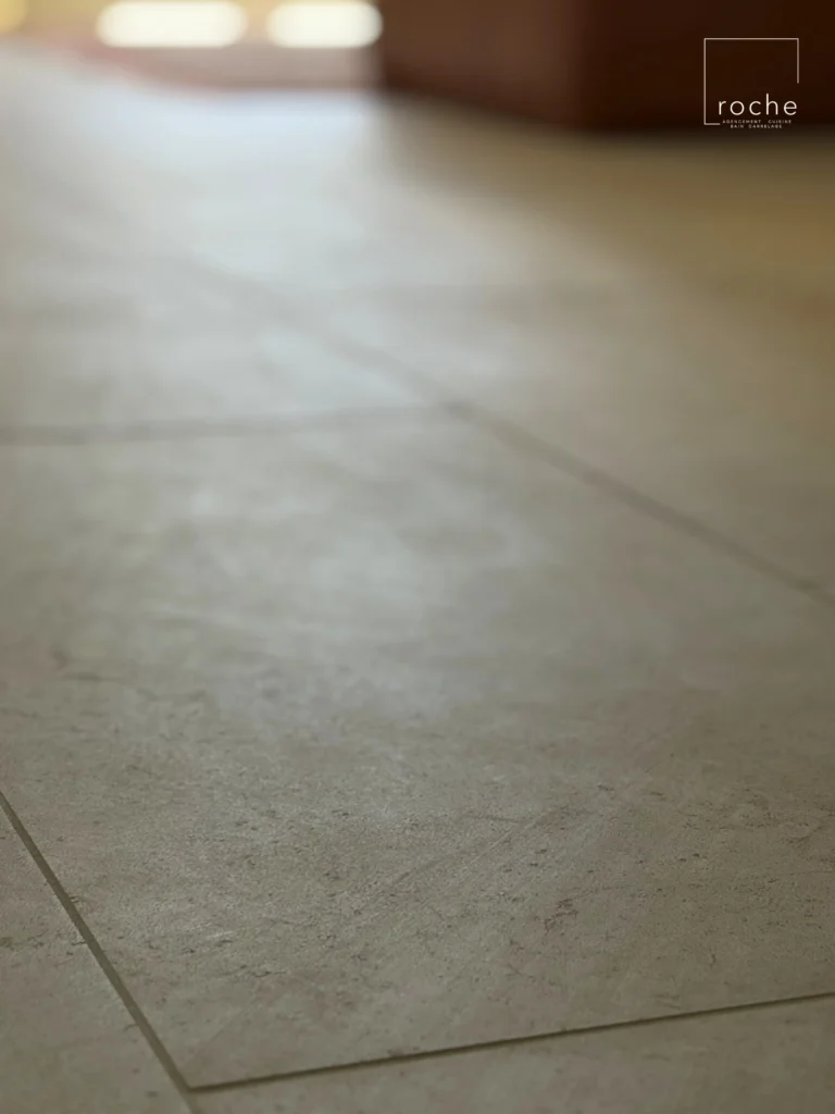 Sol en carrelage effet travertin Verso Cross Cut Light
